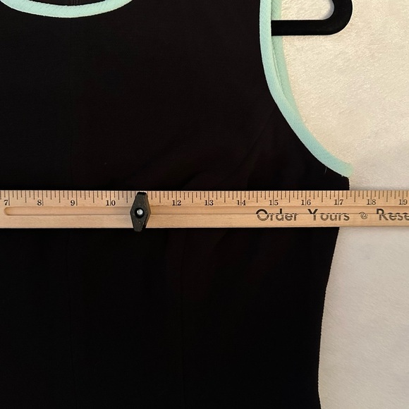 Shoshanna Fit & Flare Textured Skater Mini Dress 8 Black w/ Aqua Top Trim LBD - Picture 7 of 11